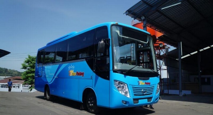 bus trans padang